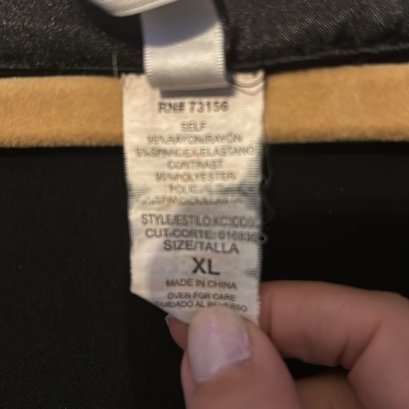 Kenneth Cole New York Black Beaded Brass Embellished Blouse / Top XL - Picture 7 of 8